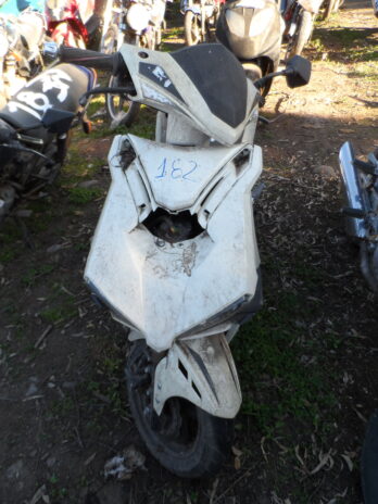 LOTE 182