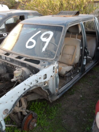 LOTE 69